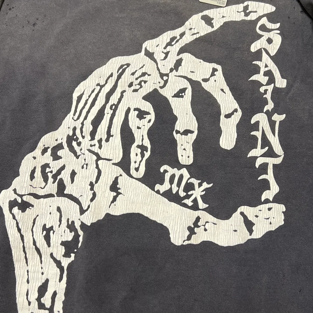 SAINT M×××××× BONE SAINT CREW SWT/BLK Bone SAINT destruction sweatshirt, washed black S-XL Assute dyeing, genuine whole garment sprayed with horse-hair fading process, collar/cuffs frayed in many places, front and rear panels/sleeves super complex fraying, heavy washing and water distressing, correct fruit mark/angel mark